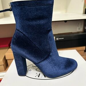 Steve Madden Navy Velvet Heeled Boots